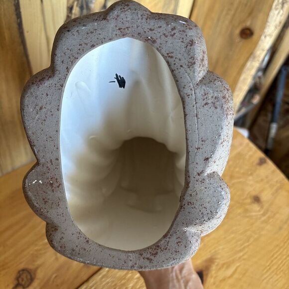 “Woman of the Wind" or "Moderne Frauenbüste Mit Langem Haar Aus Steinguss” - Picture 10 of 14